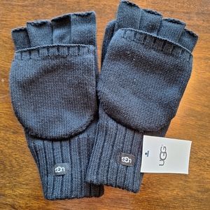 UGG Knit Mittens with convertible fingerless to mitten gloves.